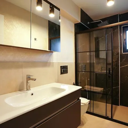 Kardelen Sleep 10 En Private Pool Villa *