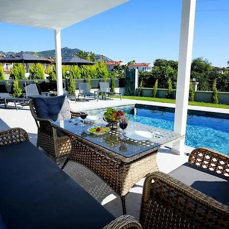 Kardelen Sleep 10 En Private Pool